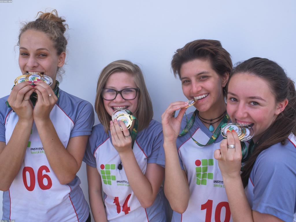 អត្ថបទអំពីការឈ្នះ: សិក្សាអំពីភាពជោគជ័យនិងការលះបង់